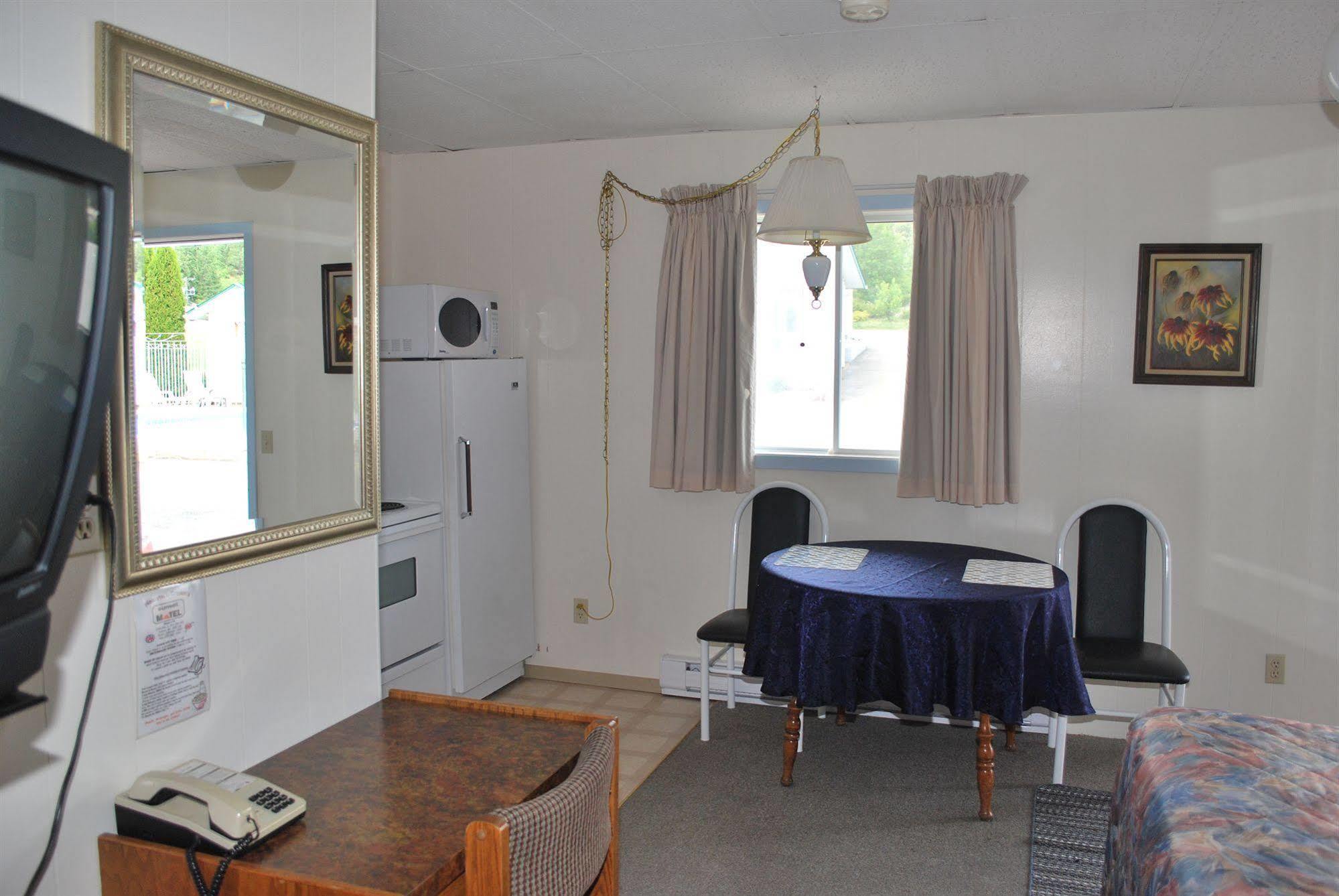 Sunset Motel Creston Exterior foto